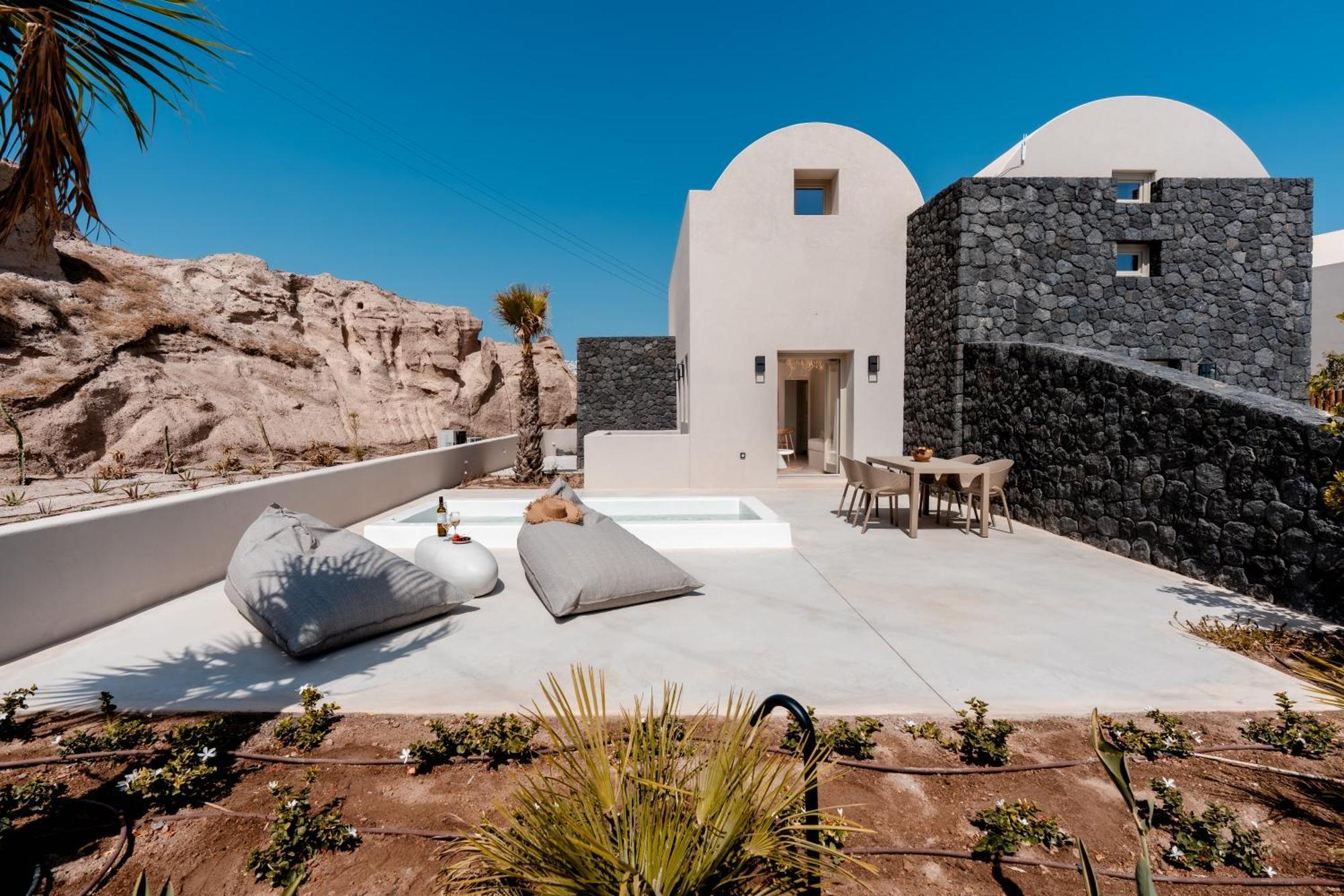 Halo Santorini - Living Experience