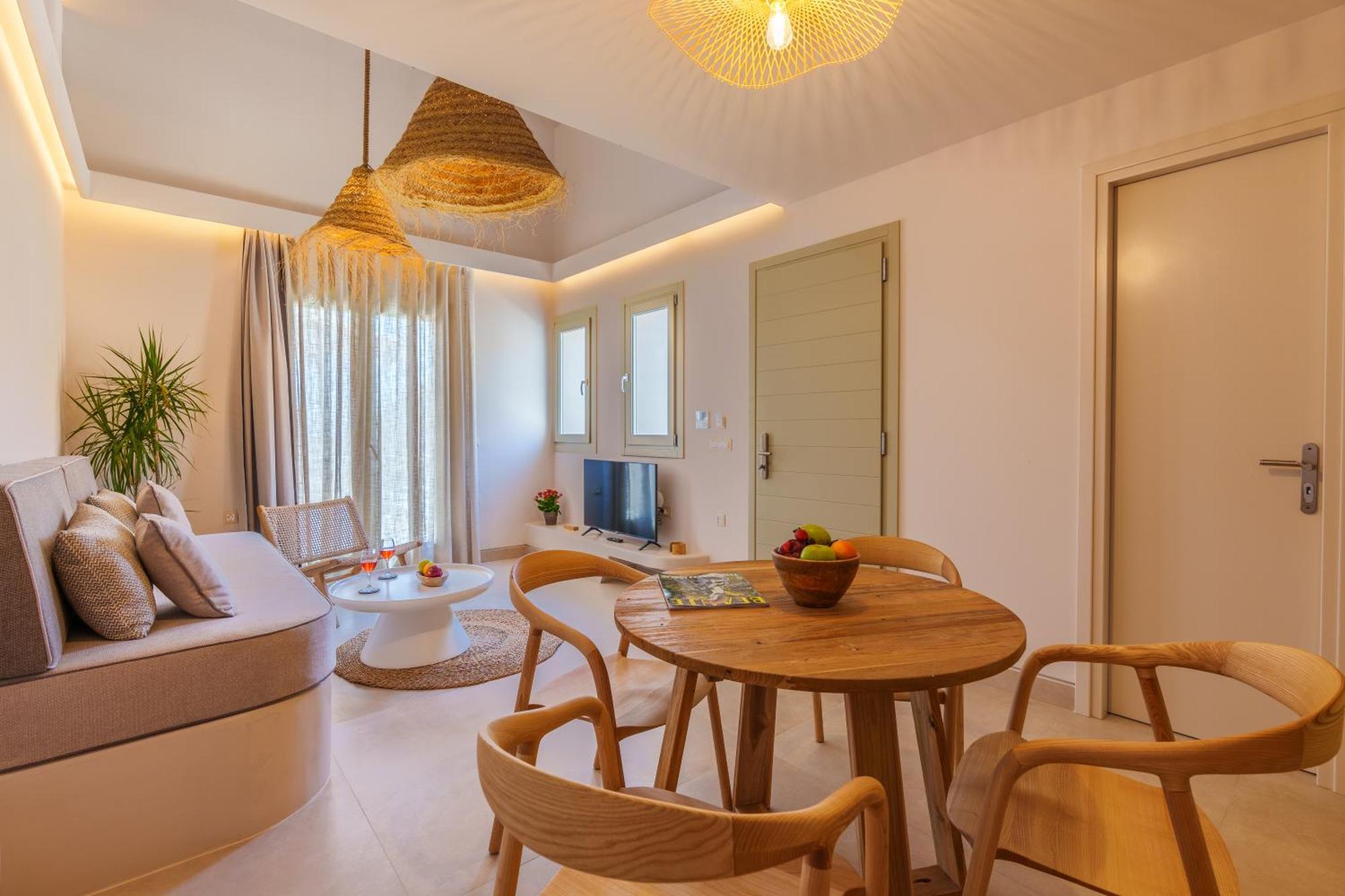 Halo Santorini - Living Experience *