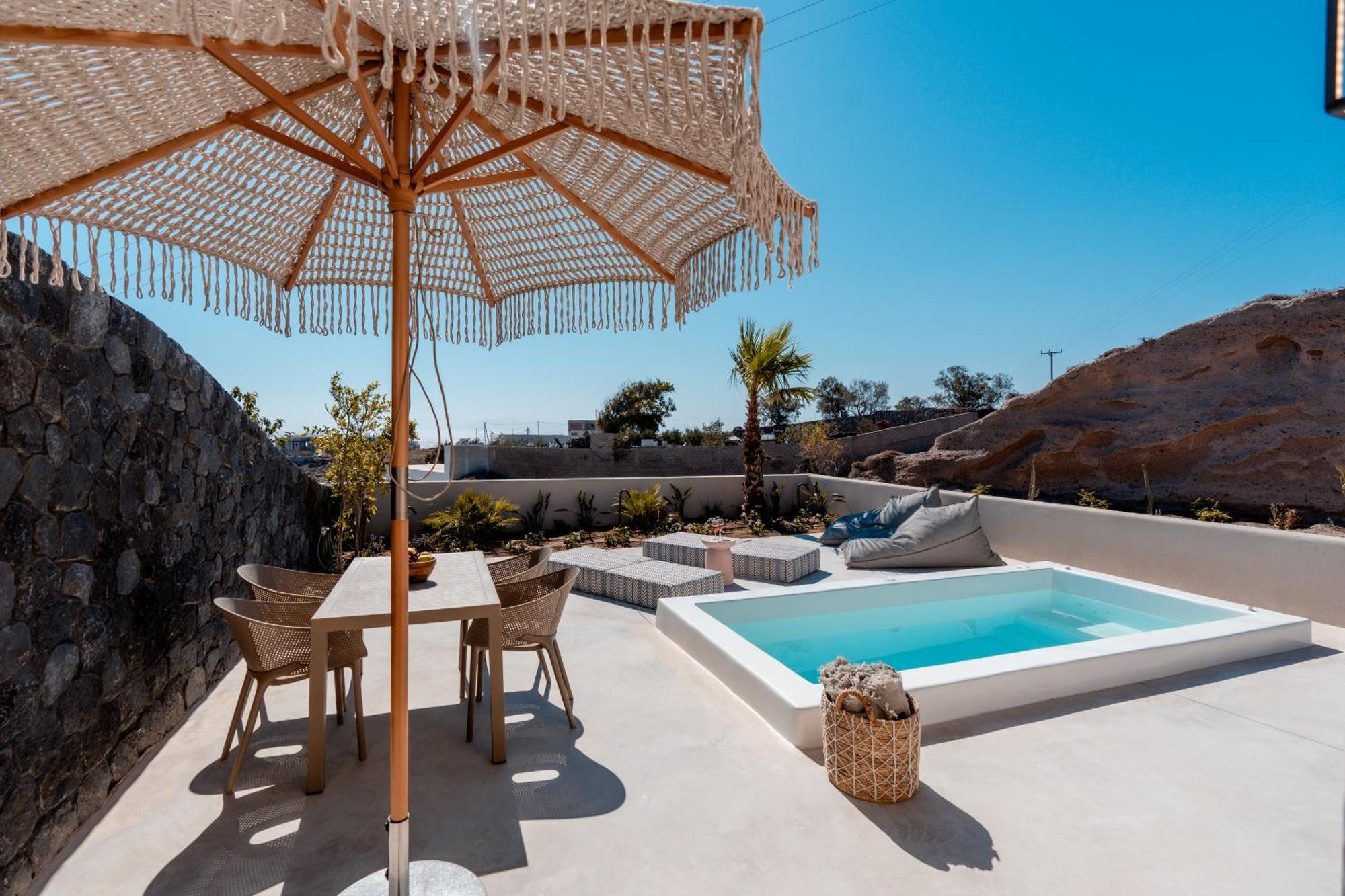 Halo Santorini - Living Experience Villa *