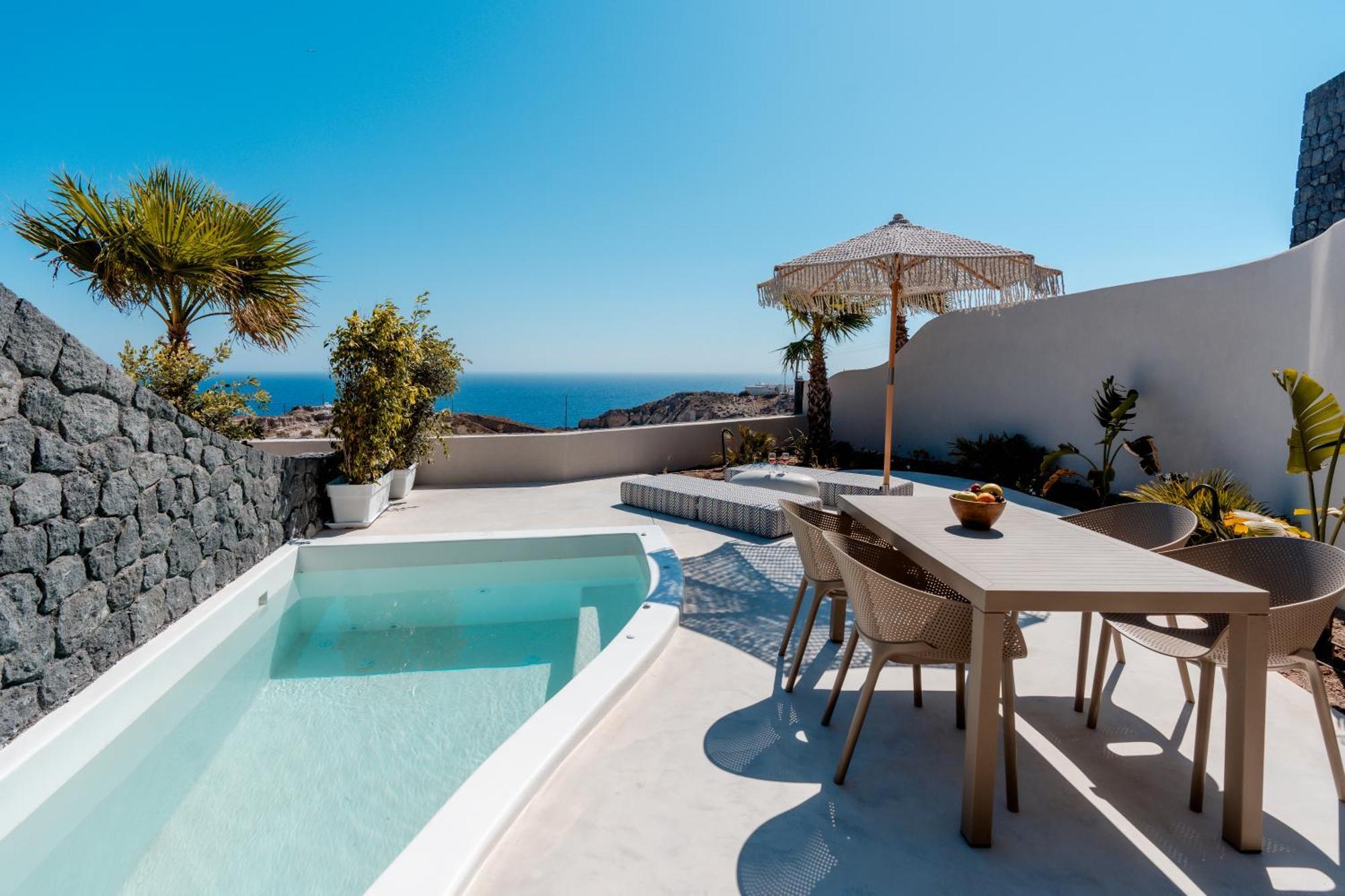 Halo Santorini - Living Experience Karterados (Santorini)