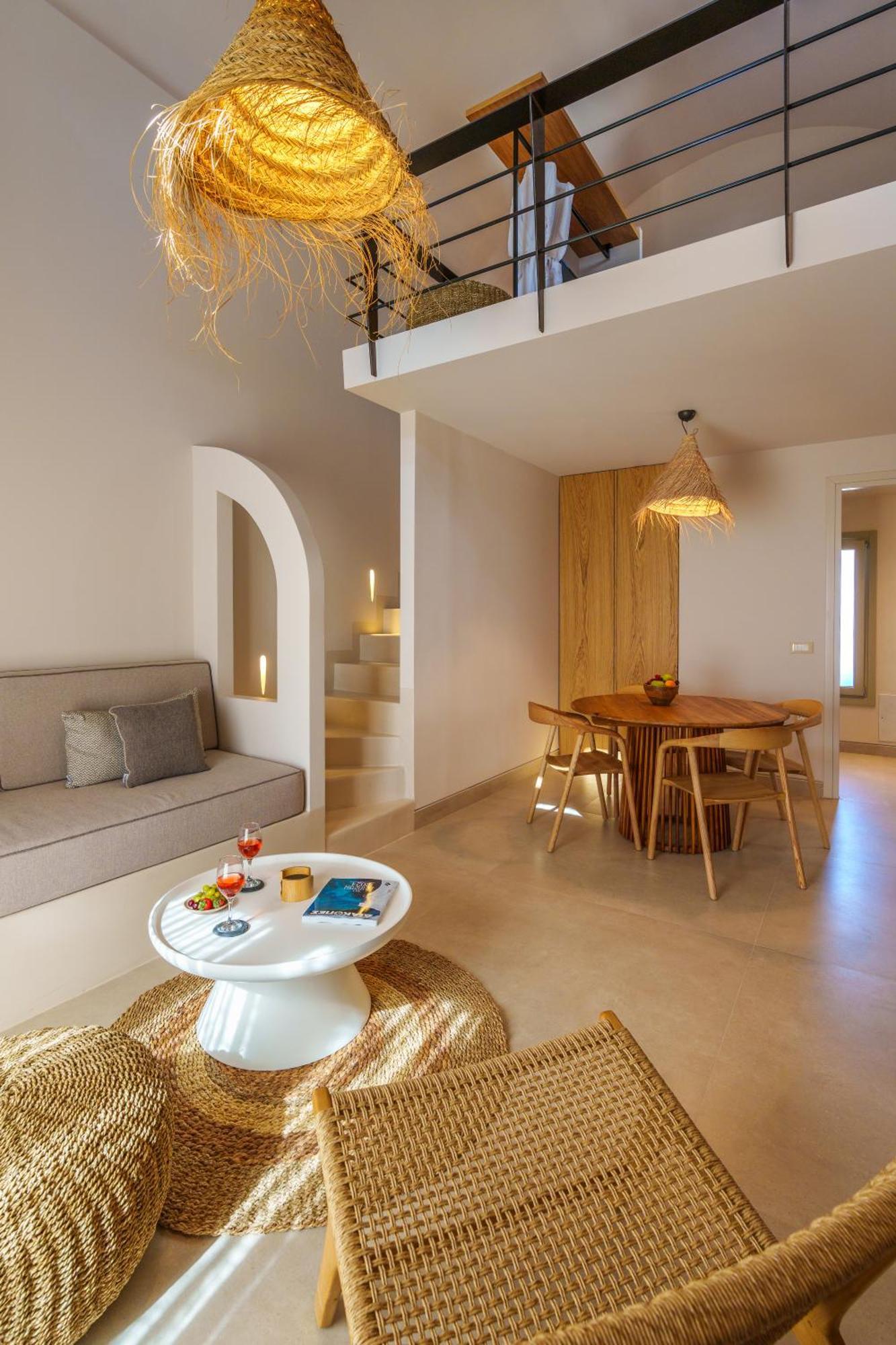 Villa Halo Santorini - Living Experience Karterados (Santorini)