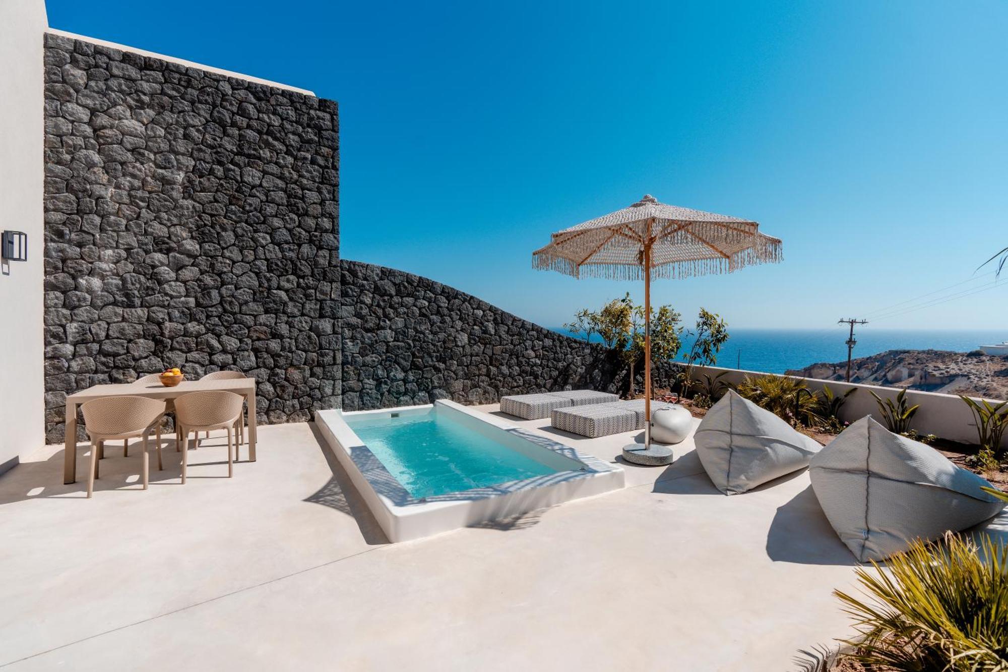 Villa Halo Santorini - Living Experience